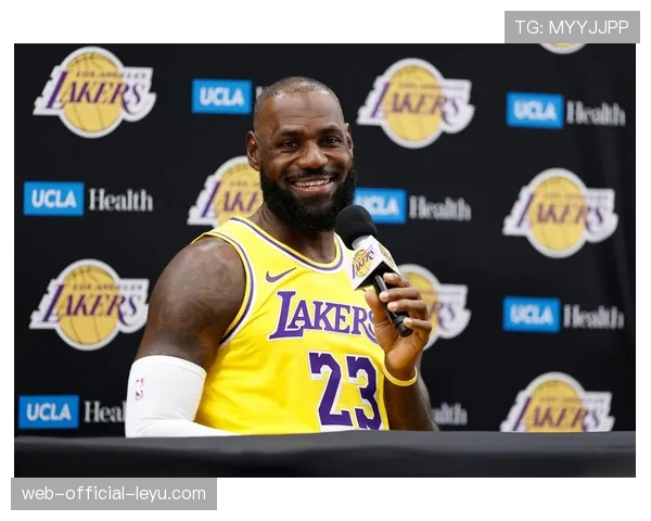 独家专访勒布朗-詹姆斯：谈第22个赛季的身体管理与未来规划