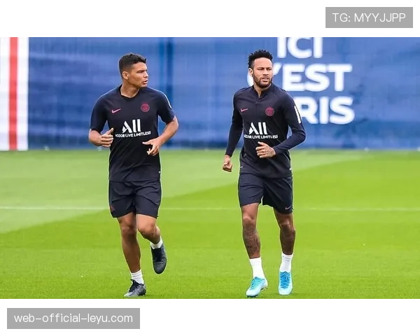 球队动态：纽卡斯尔联迎回乔林顿，预计将大幅增强中场转换的硬度和覆盖面